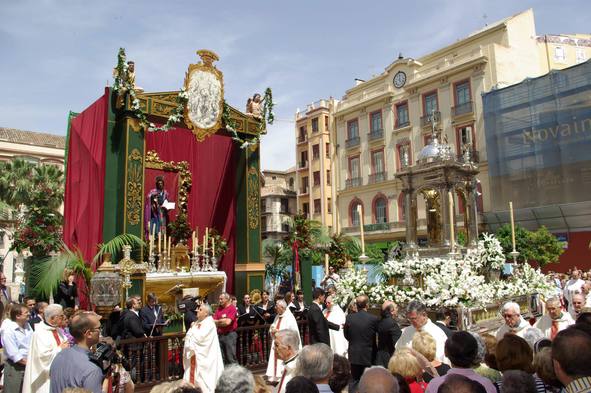 extremo Virgen paseo en Córdoba extremo Virgen paseo en Córdoba